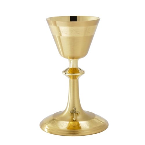 Brushed Gold Chalice &amp; Paten Set With Engraved Embellishment