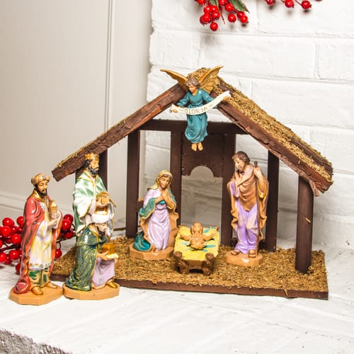 Nativity With Stable 7-Piece Set