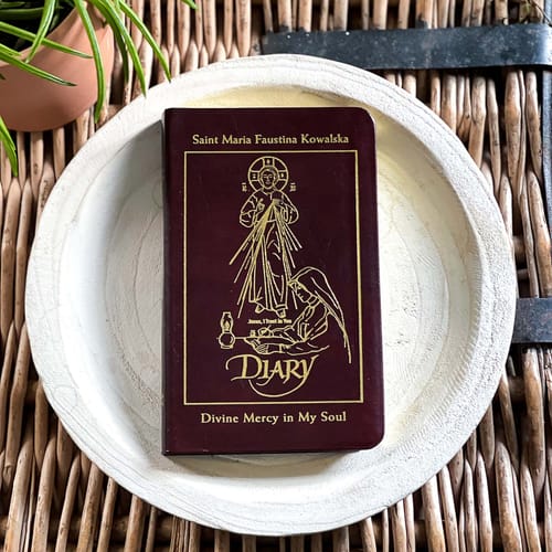 Diary of Saint Maria Faustina Kowalska: Divine Mercy in My Soul (Leather...