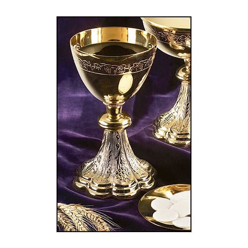 Grapes &amp; Wheat Engraved Chalice &amp; Paten