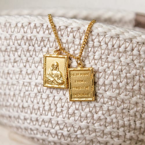 Gold Scapular Sacred Heart of Jesus