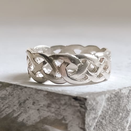 Celtic Knot Infinity Band Ring
