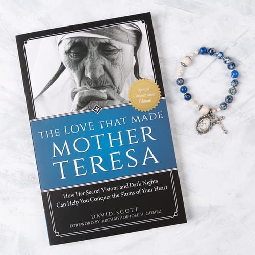 The Love That Made Mother Teresa Book and Rosary Bracelet (Set)