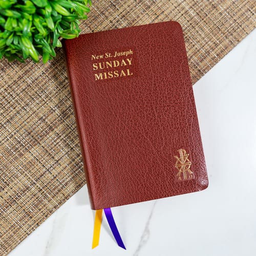 St. Joseph Sunday Missal: Complete Edition in Accordance with the Roman ...