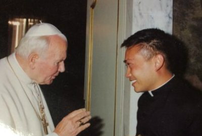 Fr. Leo Patalinghug with Pope St. John Paul II