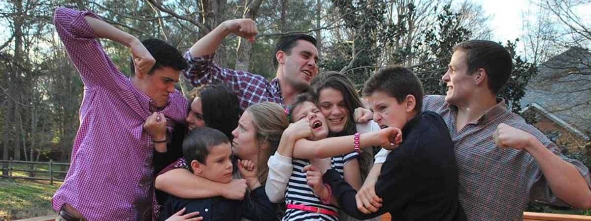 9 Blessings in Having a Large Family